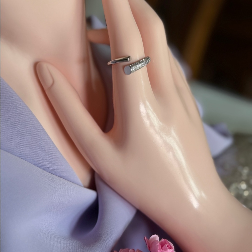 ⚜️❤️‍🔥 S925 Elegant Chic  Silver Ring - Picture 5 of 6